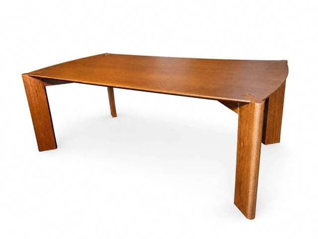 Mesa Eugenia